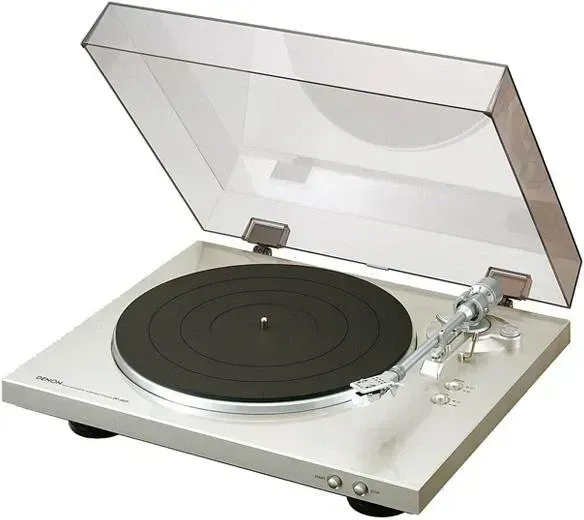 Denon DP-300F turntable — silver