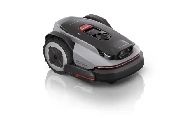 Roborock RockNeo Q105 robot mower — 500 m², RTK